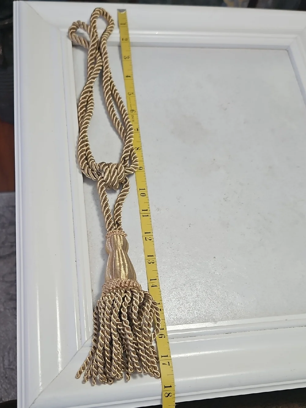 Set of 4 Decorative Gold Curtain Tiebacks with Tassels